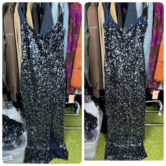 Nookie Confetti Sequined Gown Xtra Small XS in Navy - Picture 3 of 9